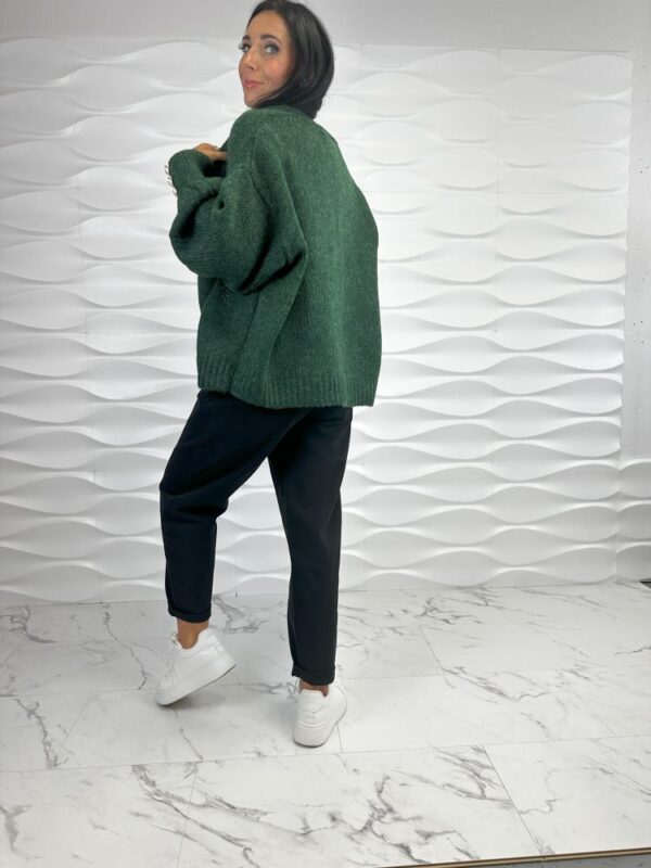 Zielony sweter - obrazek 2